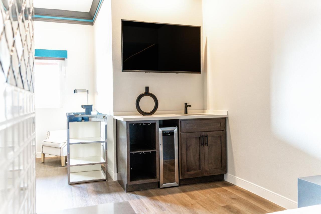 Aspire Inn Studios & Spas Bellflower Dış mekan fotoğraf