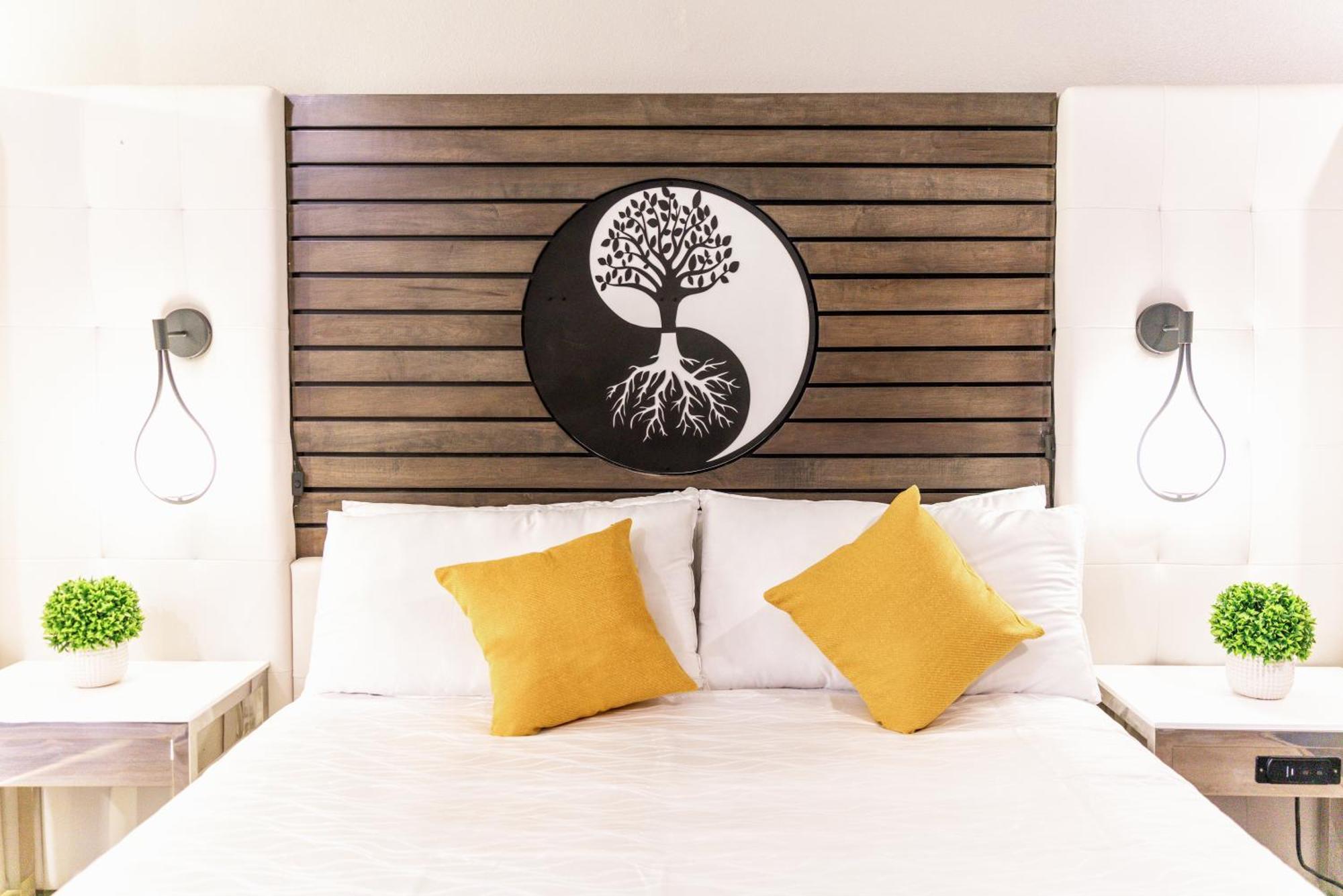 Aspire Inn Studios & Spas Bellflower Dış mekan fotoğraf